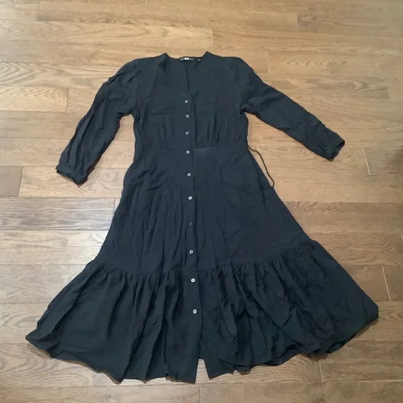Uniqlo Black Button Down Dress - Picture 4 of 4